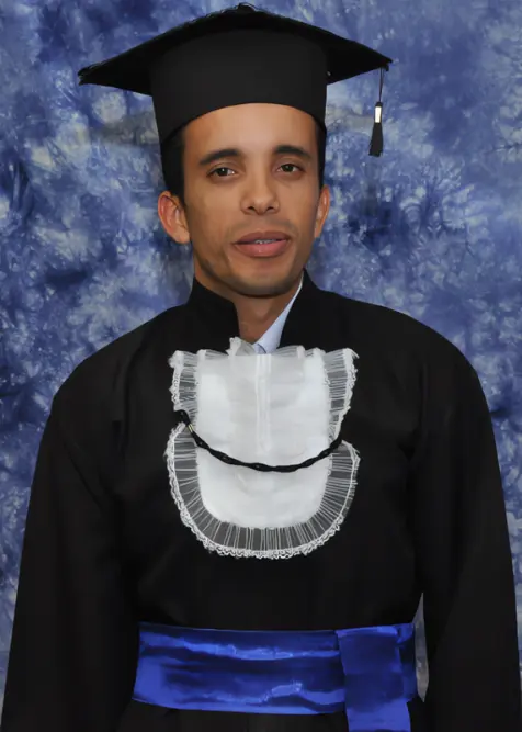 Foto da colação de grau de Roberto Alves